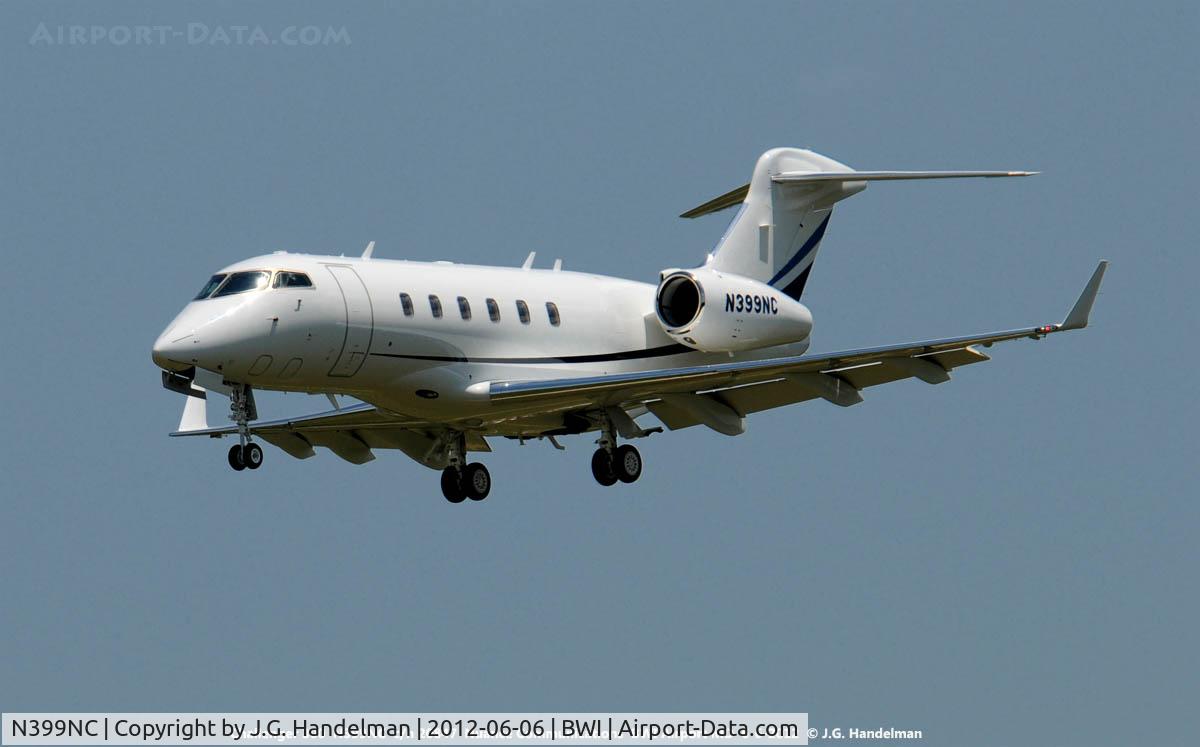 N399NC, 2011 Bombardier Challenger 300 (BD-100-1A10) C/N 20847, Final approach to 33L at BWI