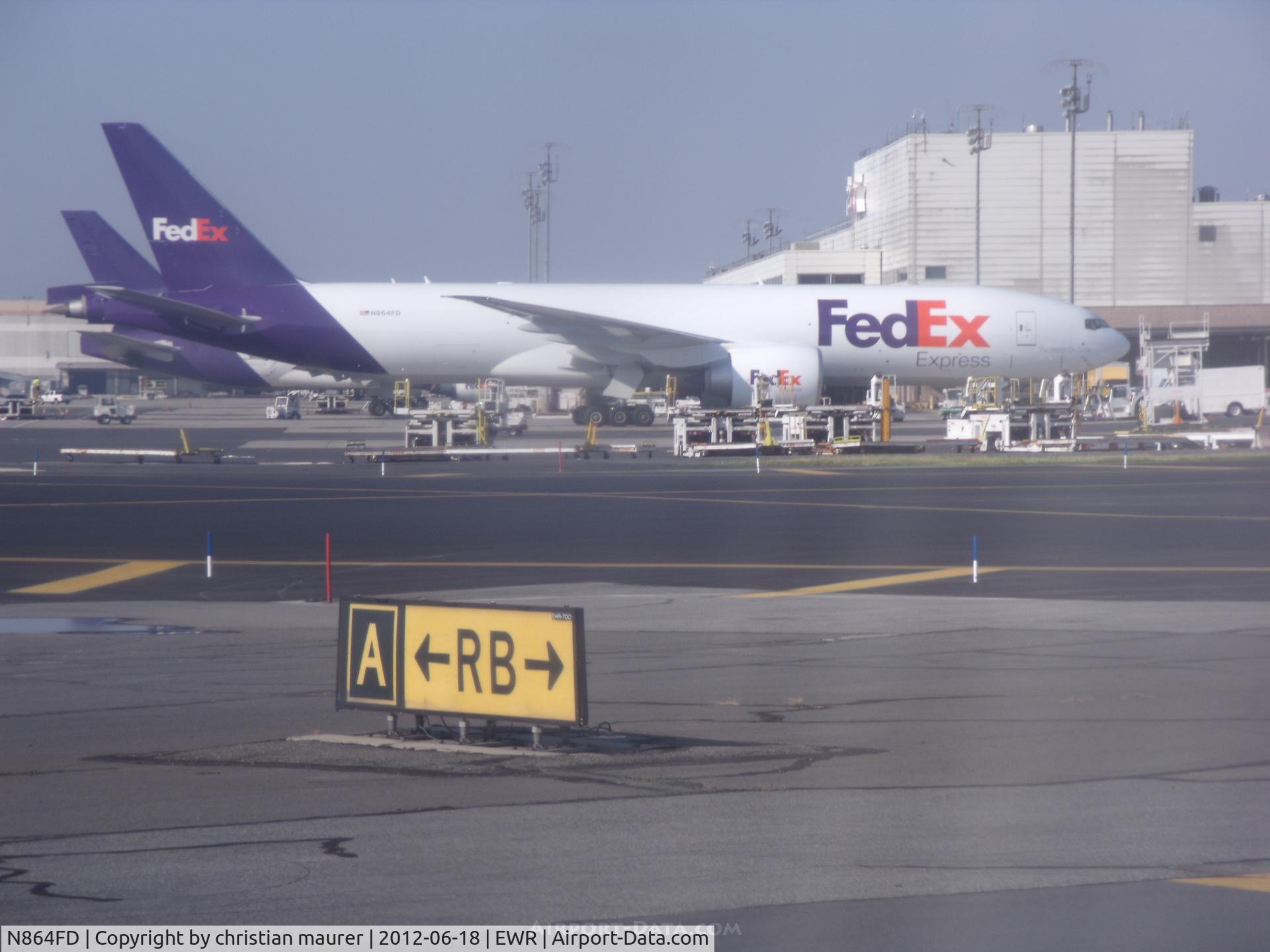 N864FD, 2012 Boeing 777-FS2 C/N 37735, brand new fedex 777