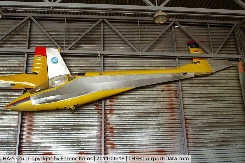 HA-5326, 1963 Rubik R-26S Góbé C/N E-1195, Farkashegy