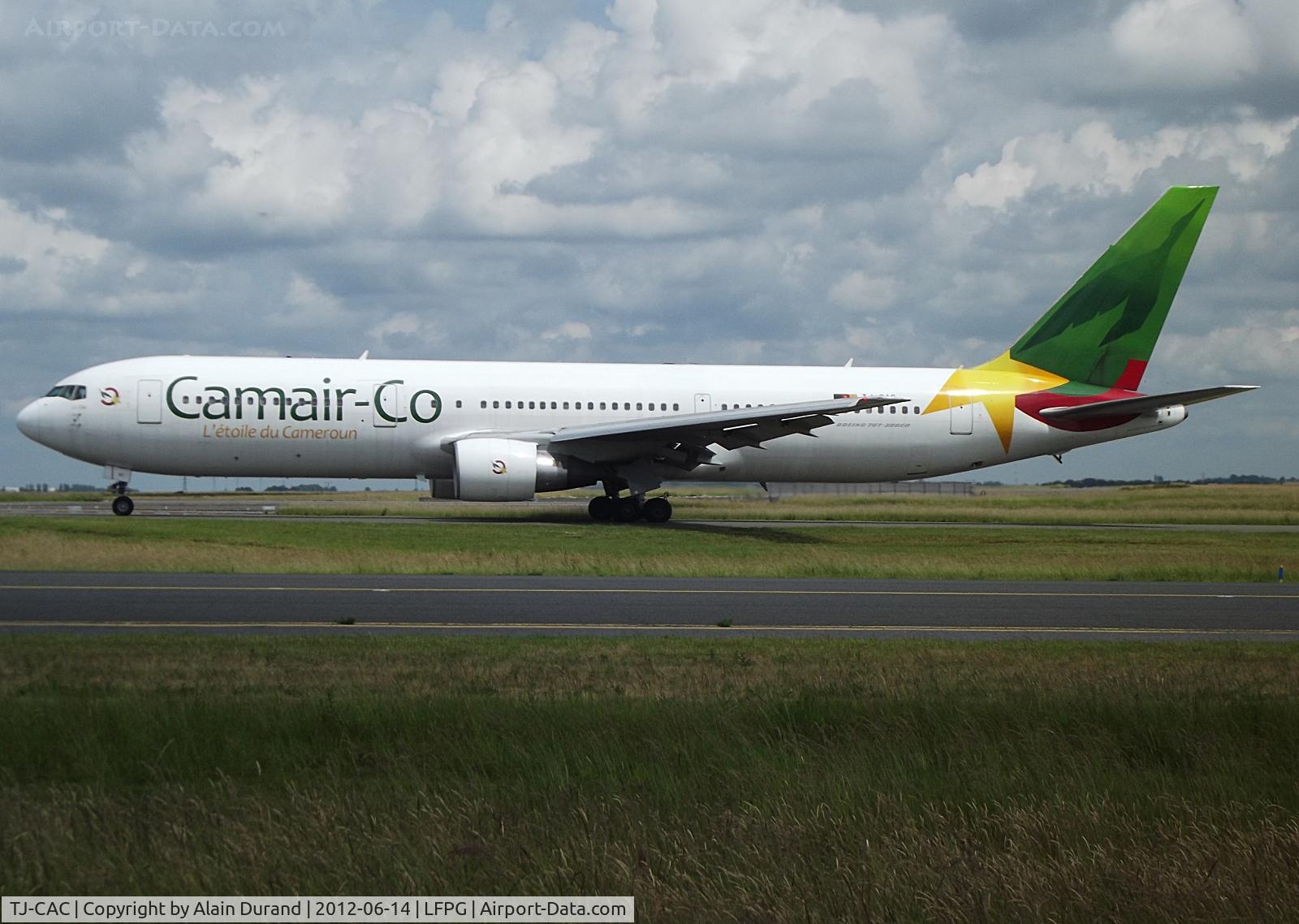 TJ-CAC, 2000 Boeing 767-33A/ER C/N 28138, C/N 822 was taken up new by Cameroon Airlines in 2001 according to a contract firmed with AWAS. Eight years later, the Cameroon government purshased the aircraft at residual value.