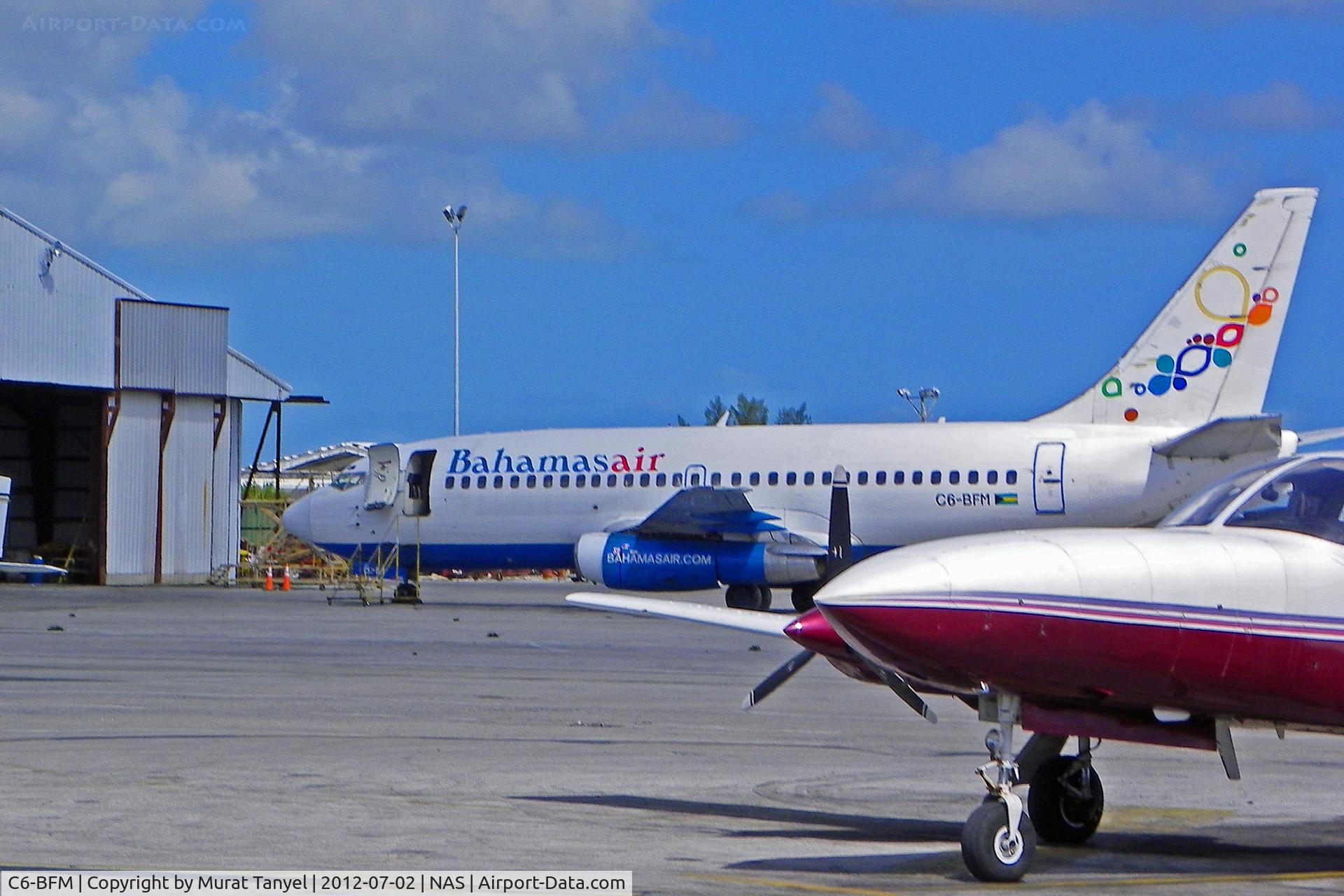 C6-BFM, 1981 Boeing 737-2K5 C/N 22596, Waiting on the tarmac at Nassau Intl