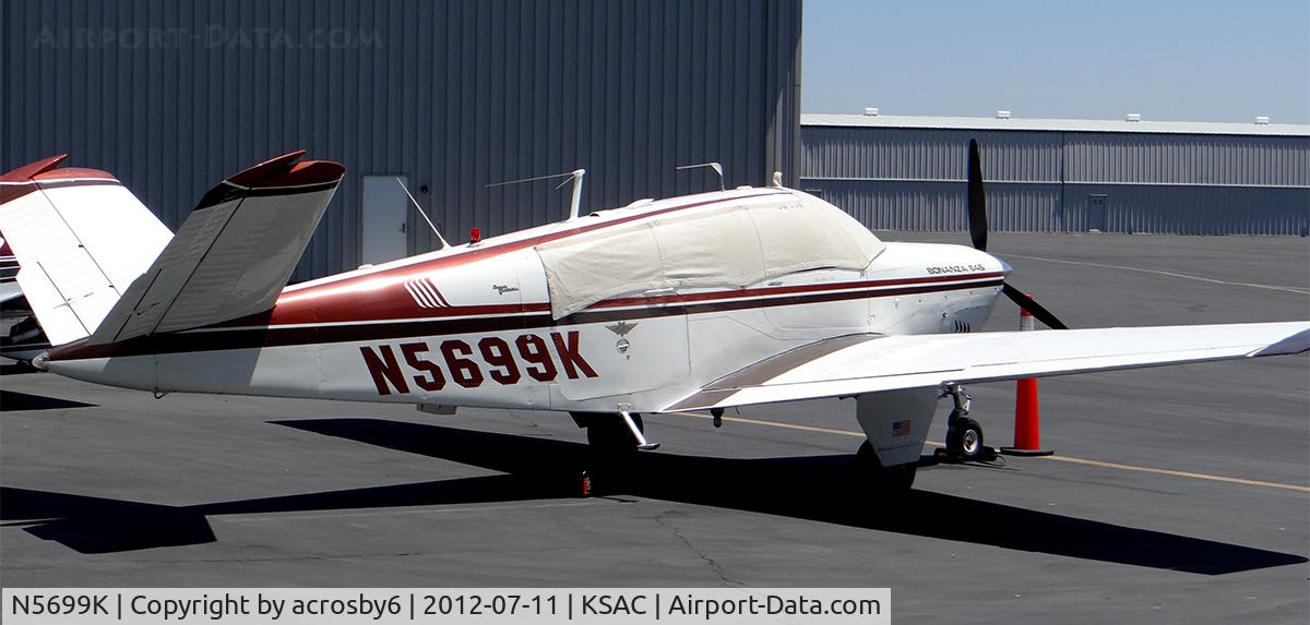 N5699K, 1964 Beech S35 Bonanza C/N D-7603, Spotted the N5699K at Sacramento Executive.