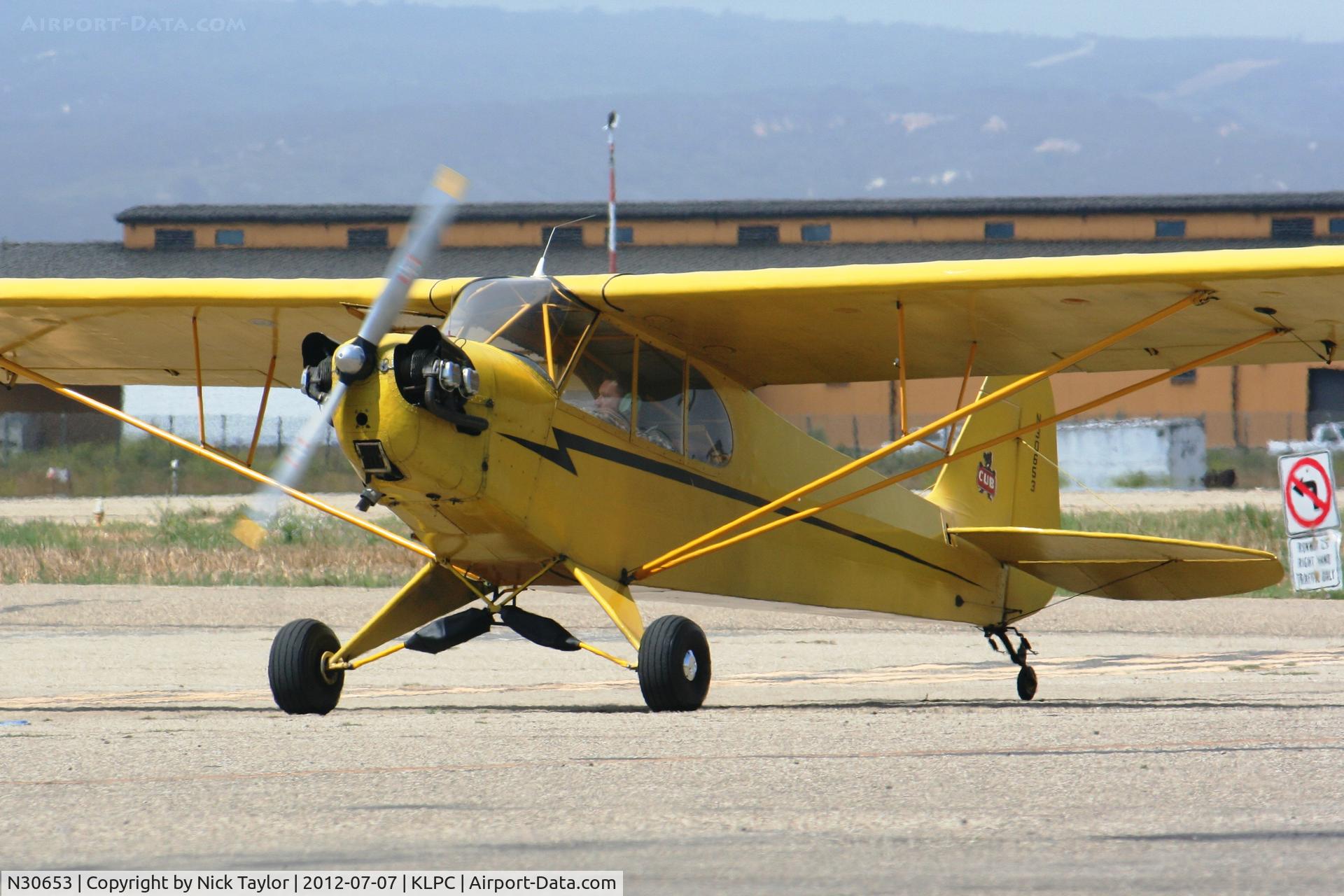 N30653, 1940 Piper J3C-65 Cub Cub C/N 5014, Lompoc Piper Cub fly in 2012