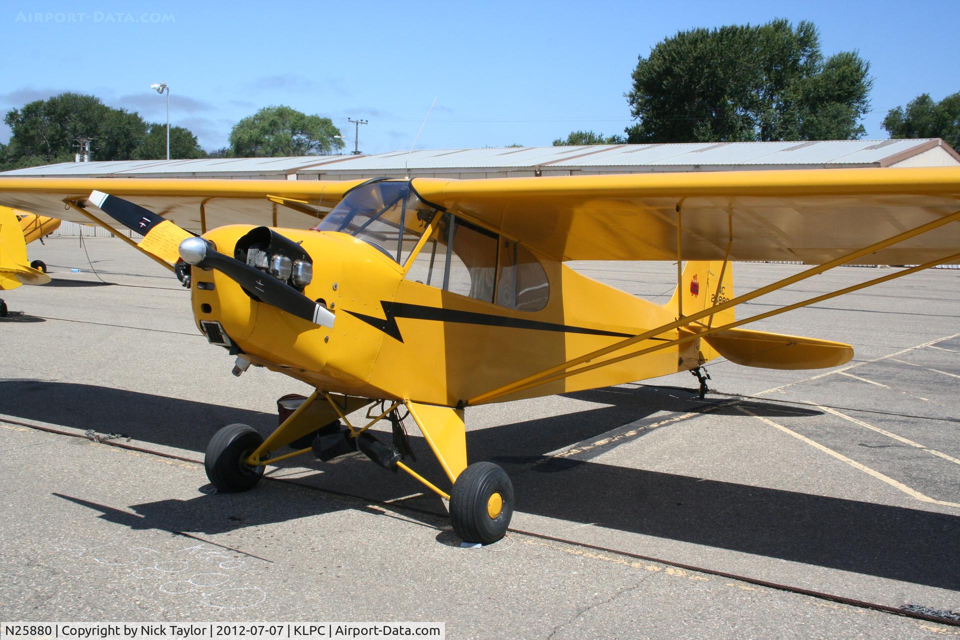 N25880, 1939 Piper J3L-65 Cub C/N 3833, Lompoc Piper Cub fly in 2012