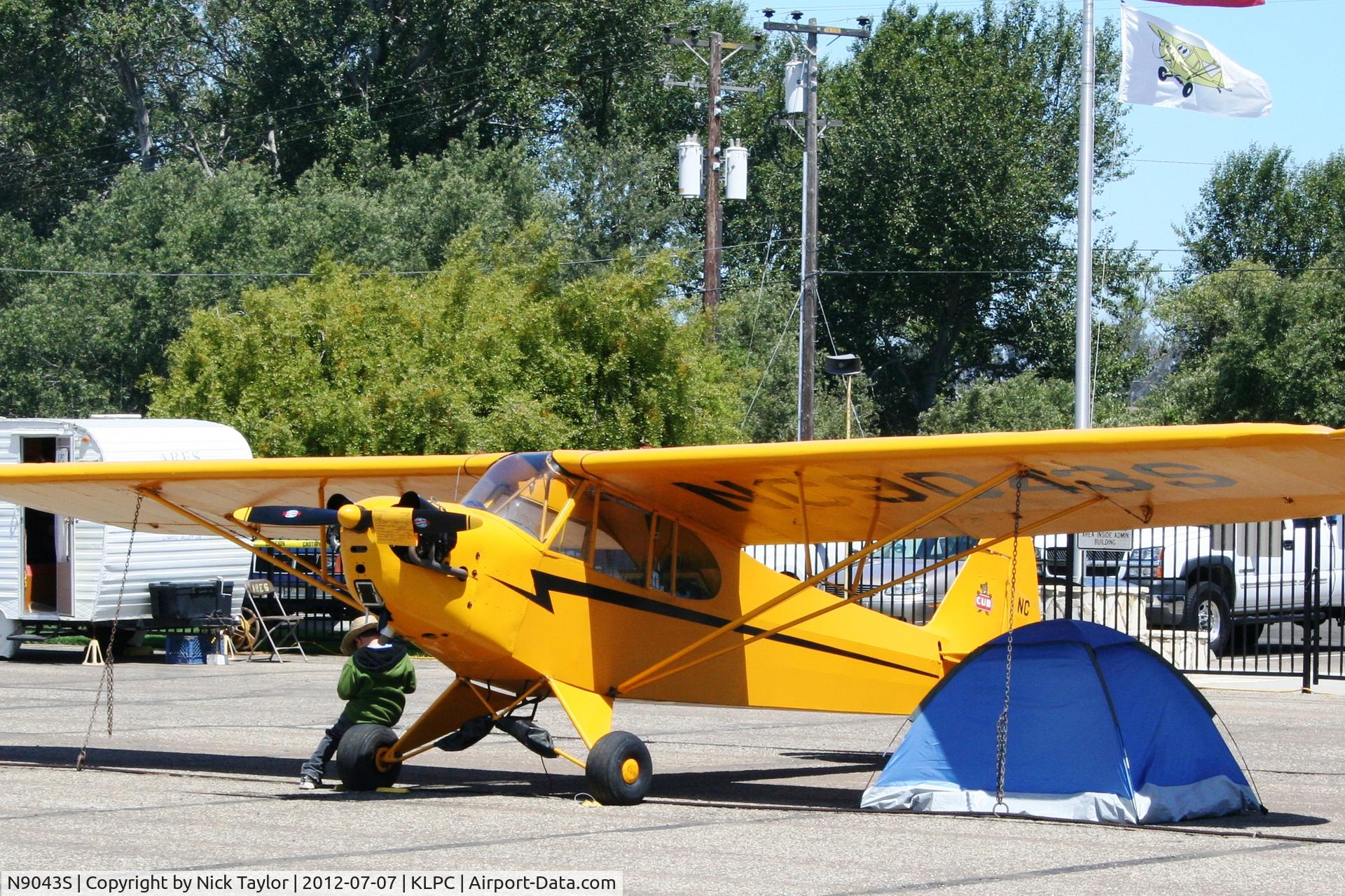 N9043S, Piper J3C-65 Cub C/N 16465, Lompoc Piper Cub fly in 2012