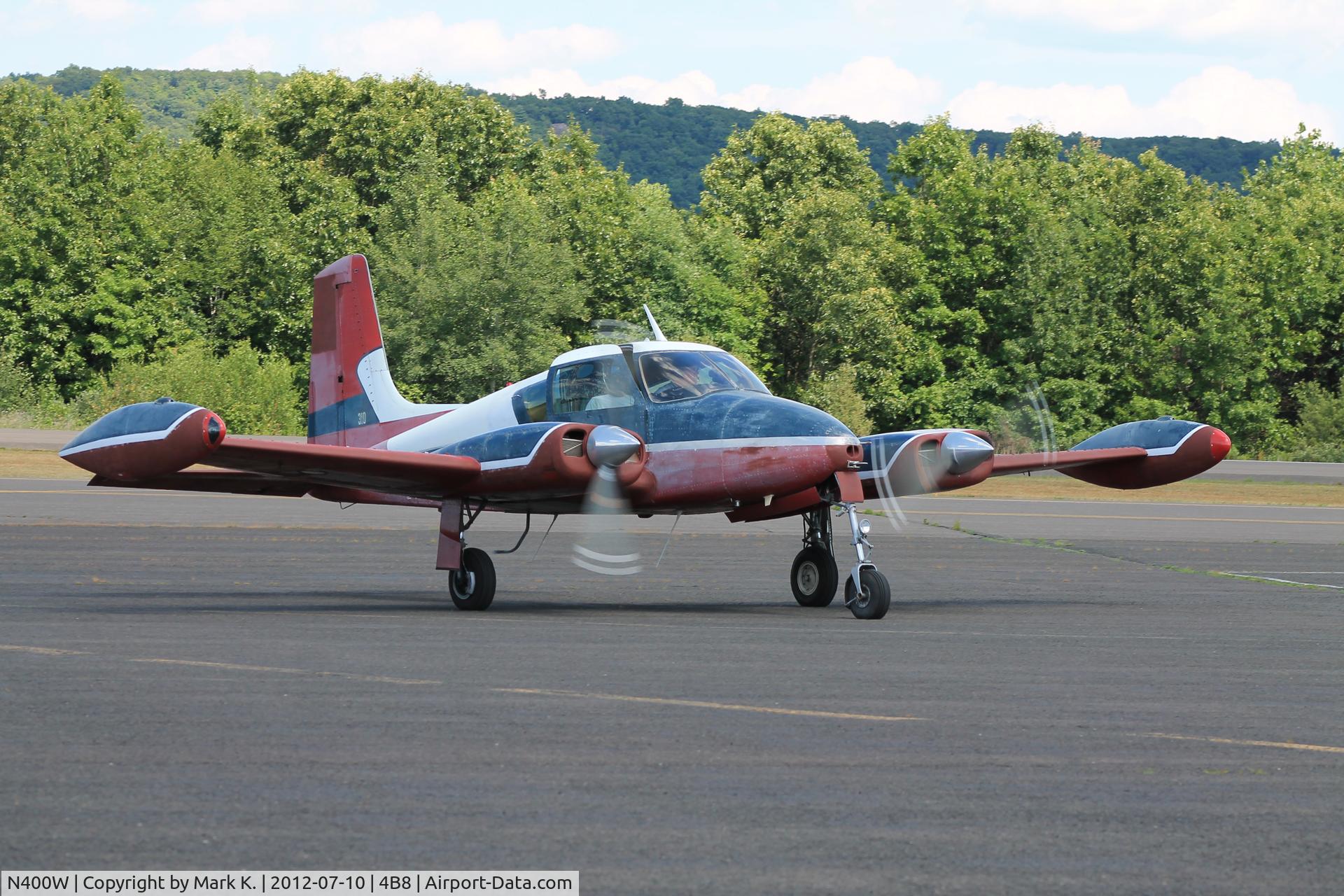 N400W, 1956 Cessna 310 C/N 35226, Taxiing back to the ramp.