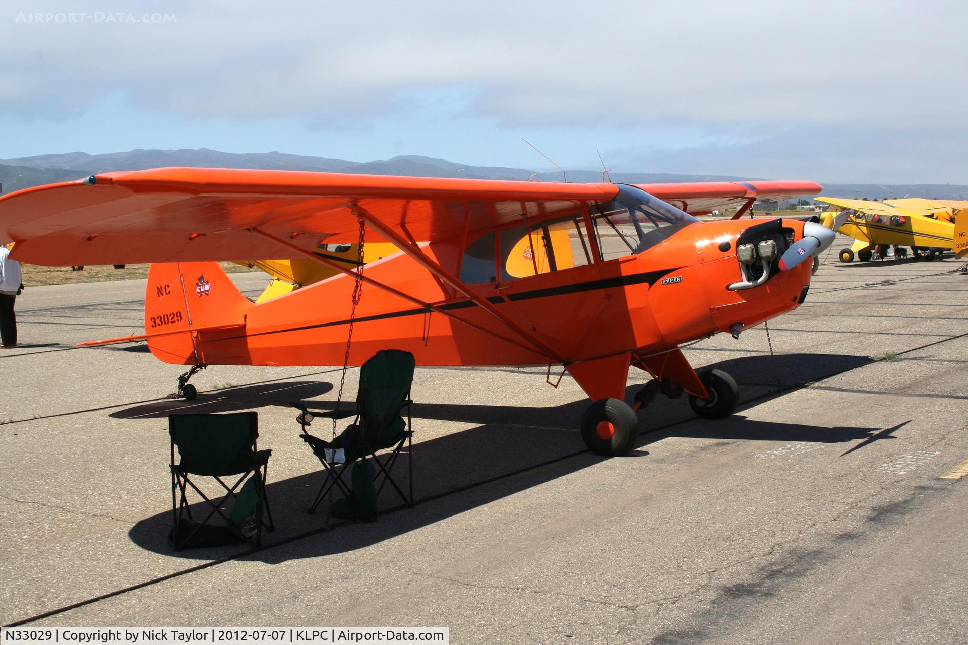 N33029, 1940 Piper J5A Cub Cruiser C/N 5-430, Lompoc Piper Cub fly in 2012