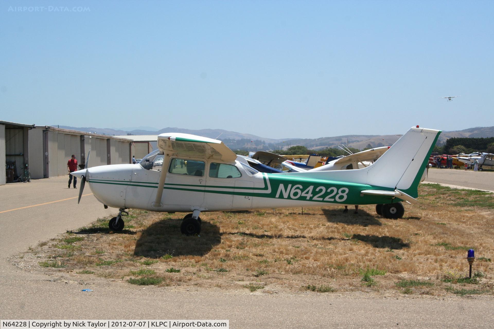 N64228, 1975 Cessna 172M C/N 17265105, Lompoc Piper Cub fly in 2012
