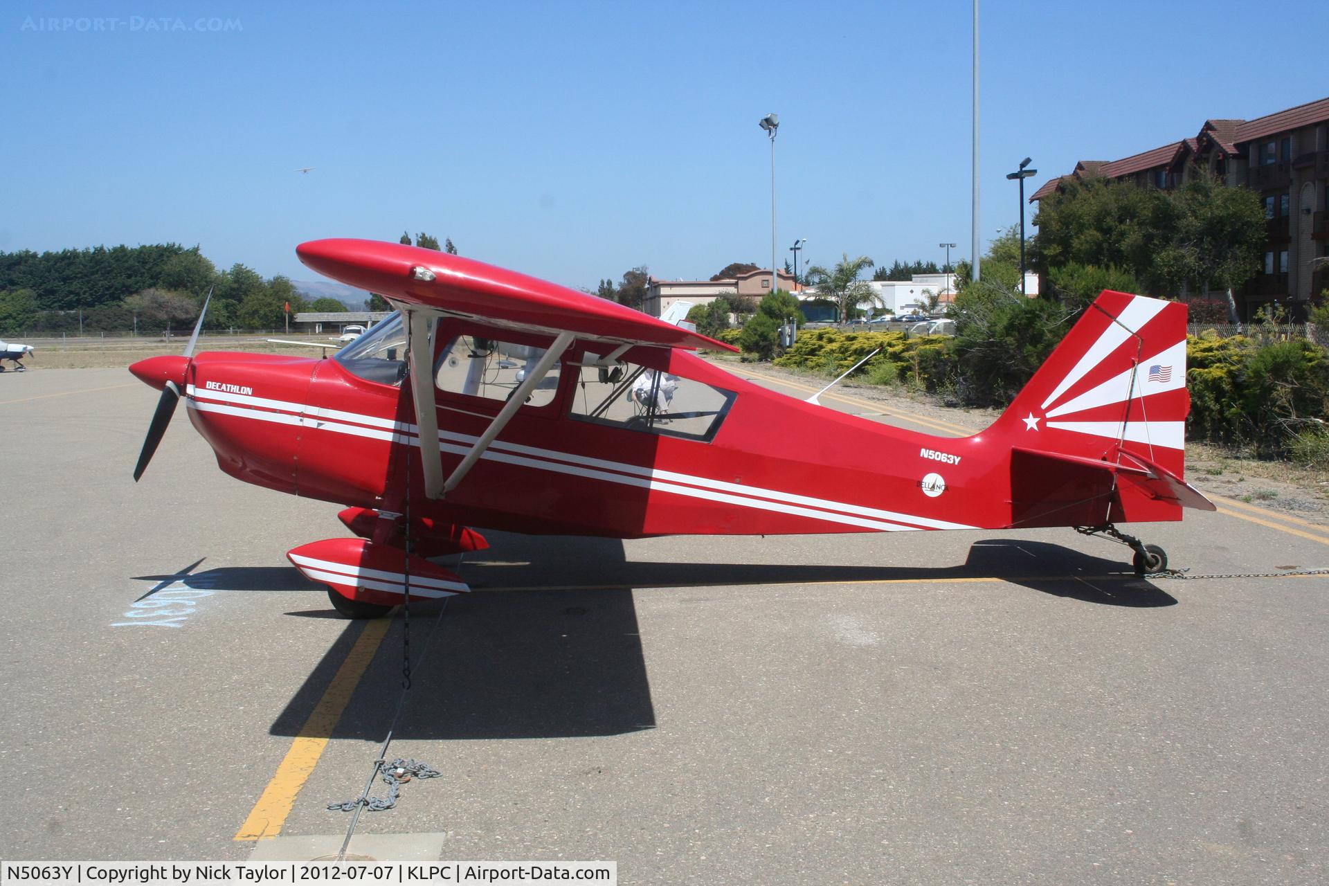 N5063Y, 1979 Bellanca 8KCAB Decathlon C/N 582-80, Parked on the south side