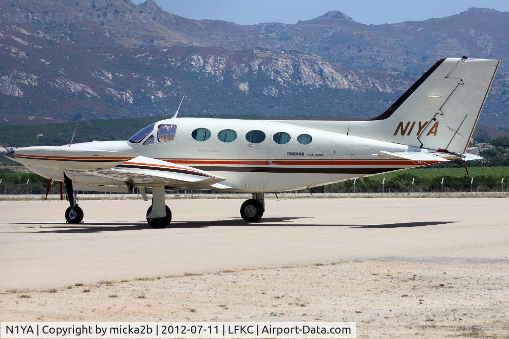 N1YA, 1974 Cessna 421B Golden Eagle C/N 421B0580, Parked