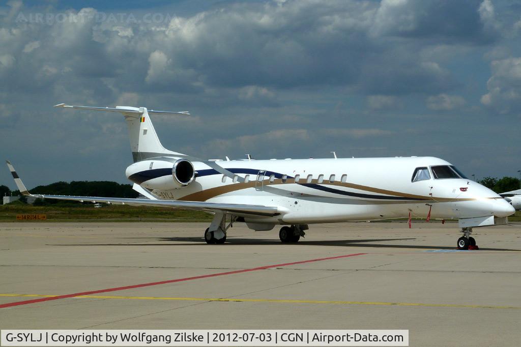 G-SYLJ, 2005 Embraer EMB-135BJ Legacy C/N 14500937, visitor