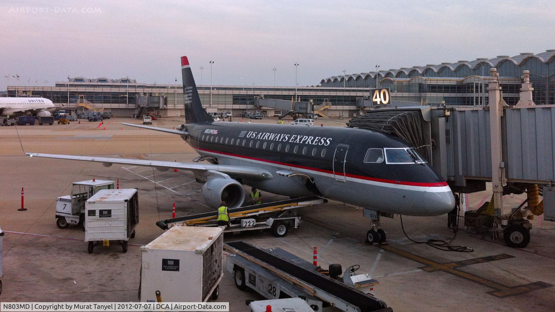 N803MD, 2004 Embraer 170SU (ERJ-170-100SU) C/N 17000015, At the gate at DCA
