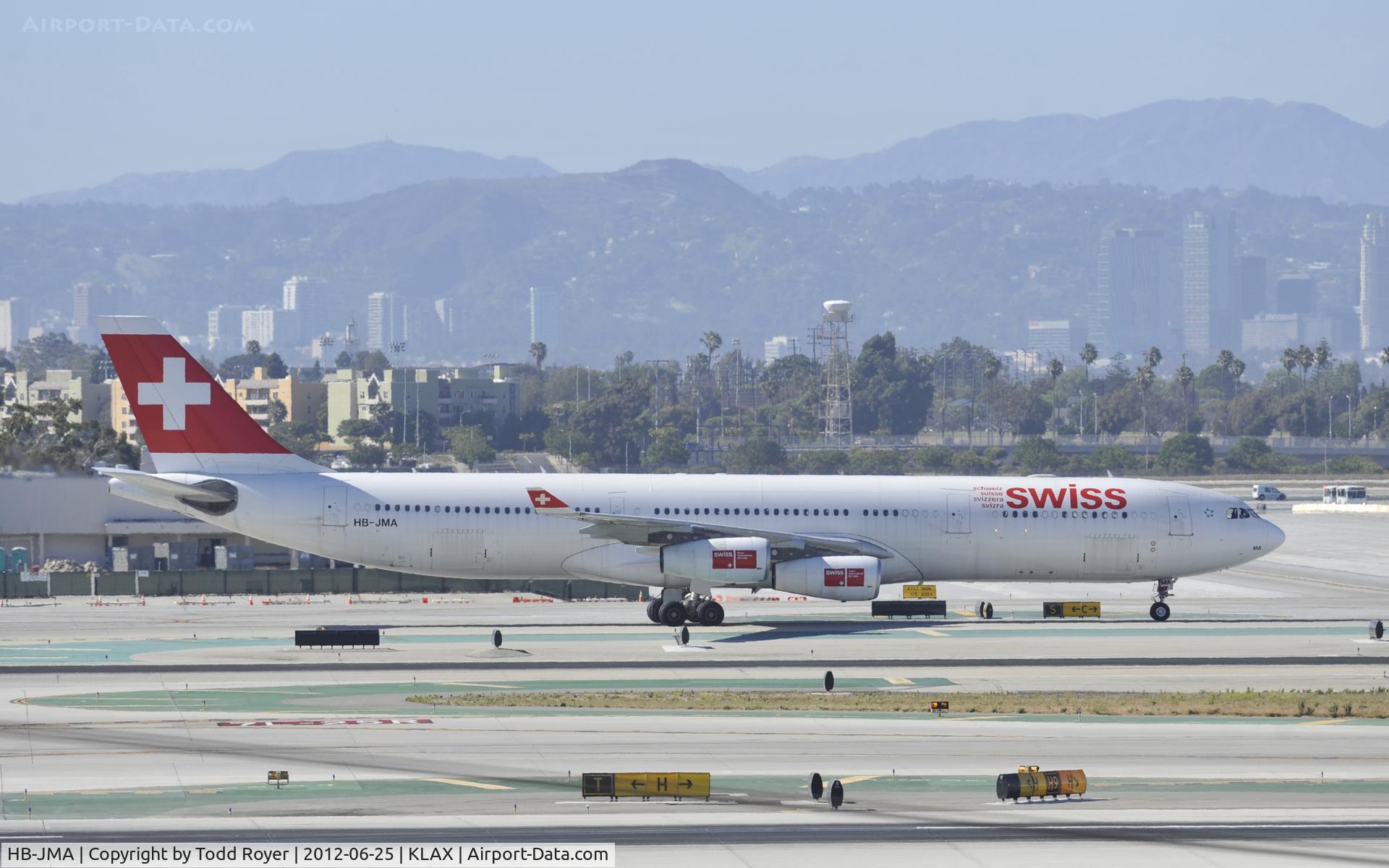 HB-JMA, 2003 Airbus A340-313 C/N 538, Taxiing to gate at LAX