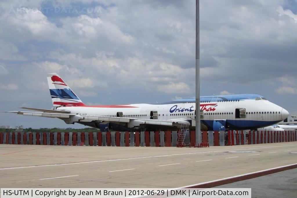 HS-UTM, 1986 Boeing 747-146B/SR/SUD C/N 23637, Airplane stored engineless in derelict condition, ready to be scrapped.