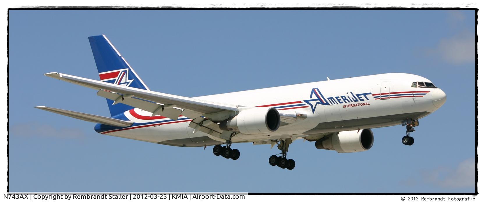 N743AX, 1982 Boeing 767-232 C/N 22218, Landind runway 09 at Miami