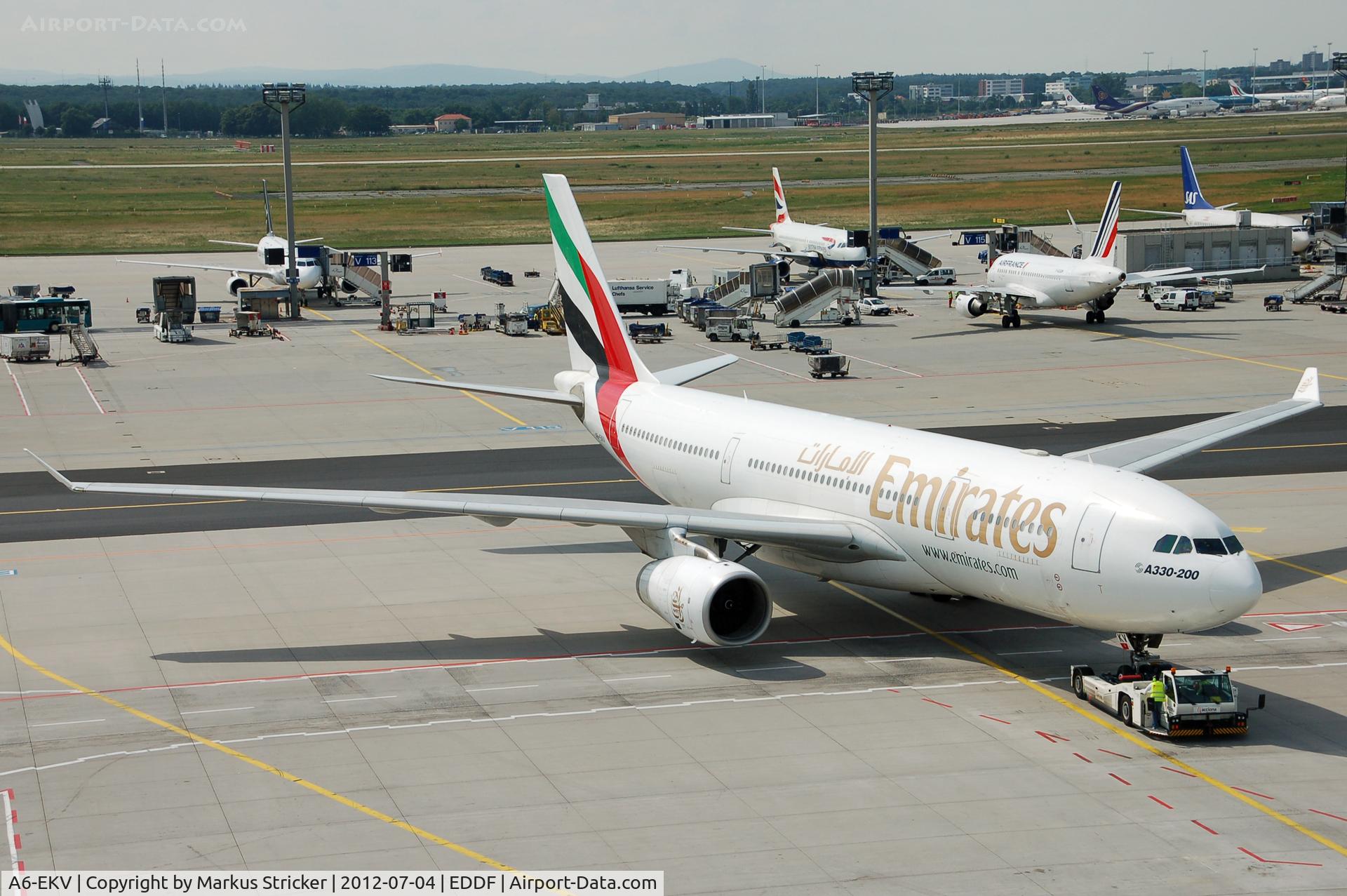 A6-EKV, 1999 Airbus A330-243 C/N 314, Airbus A330-200