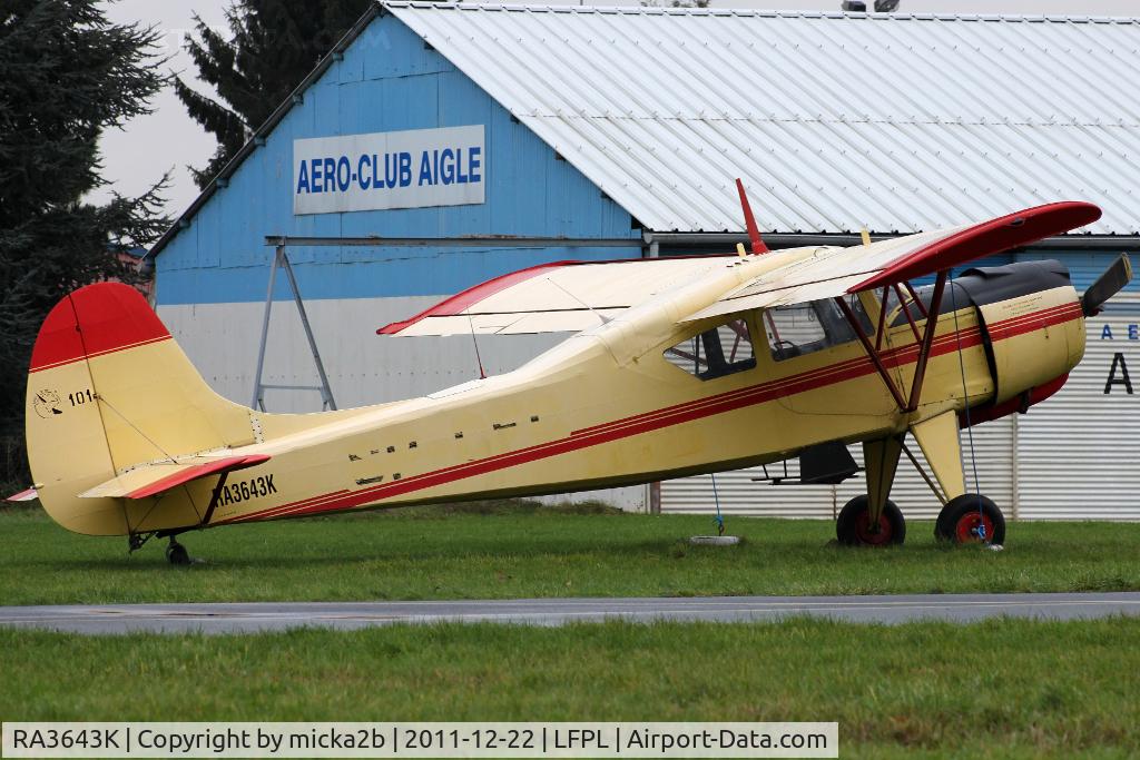 RA3643K, PZL-Okecie PZL-101A Gawron C/N 96180, Parked