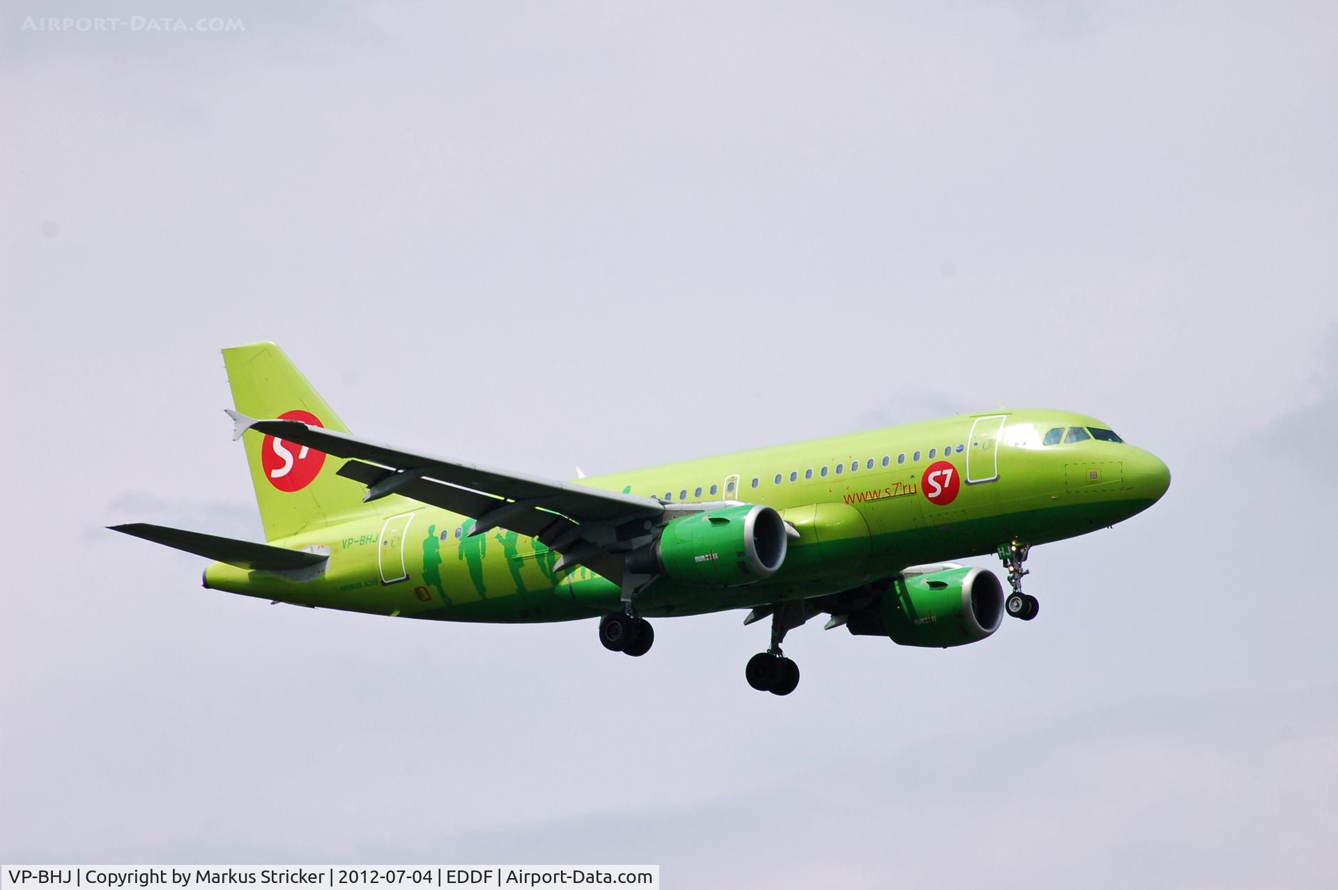 VP-BHJ, 2005 Airbus A319-114 C/N 2369, Airbus A319