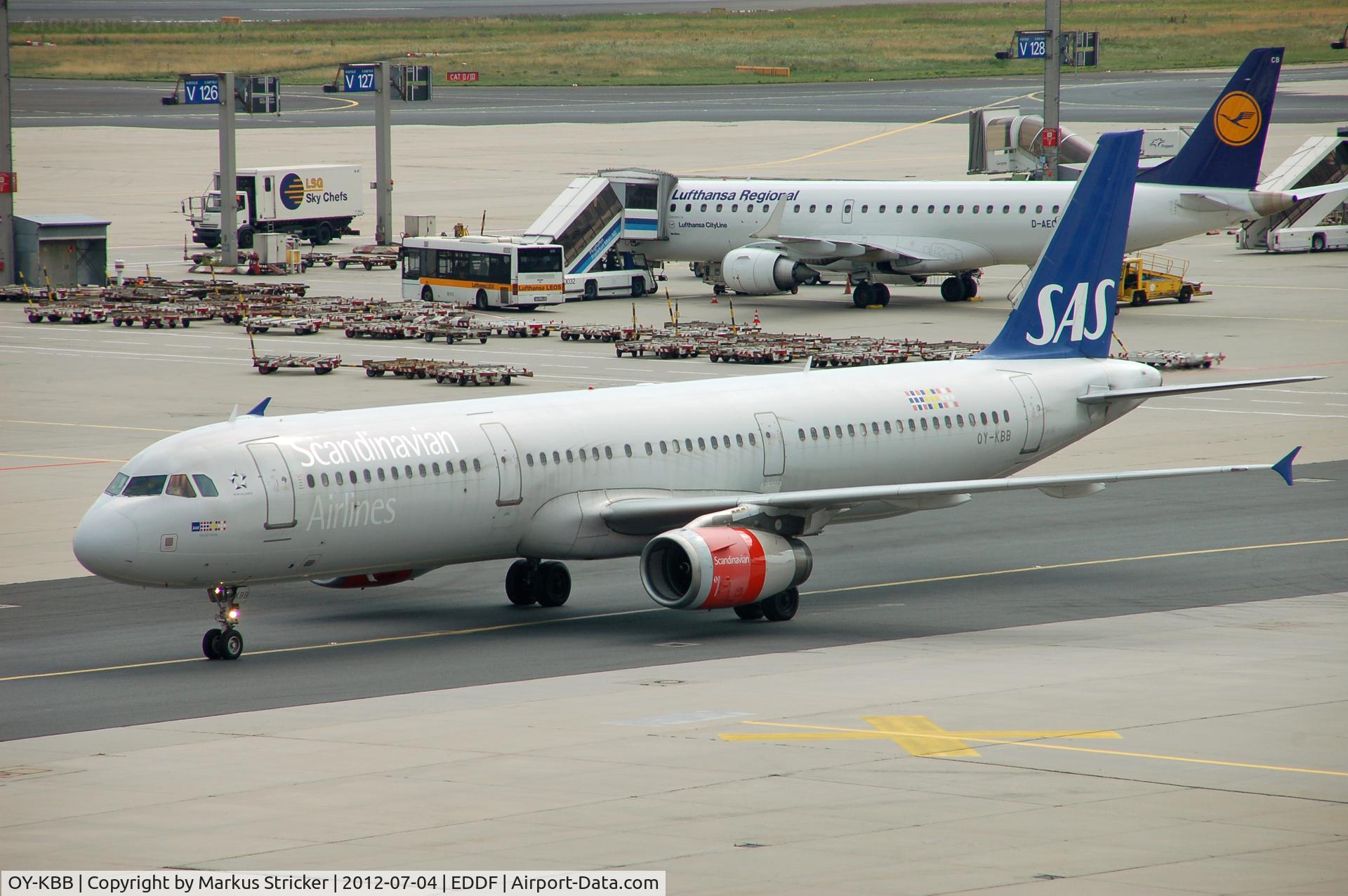 OY-KBB, 2001 Airbus A321-232 C/N 1642, Airbus A321