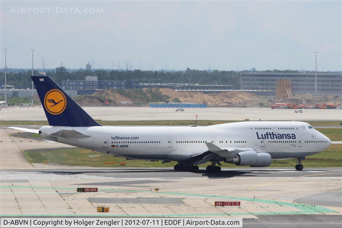 D-ABVN, 1992 Boeing 747-430 C/N 26427, Waiting for tower´s voice for take-off on rwy 25C....