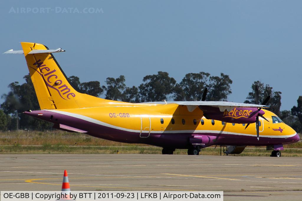 OE-GBB, 1996 Dornier 328-110 C/N 3078, Parking