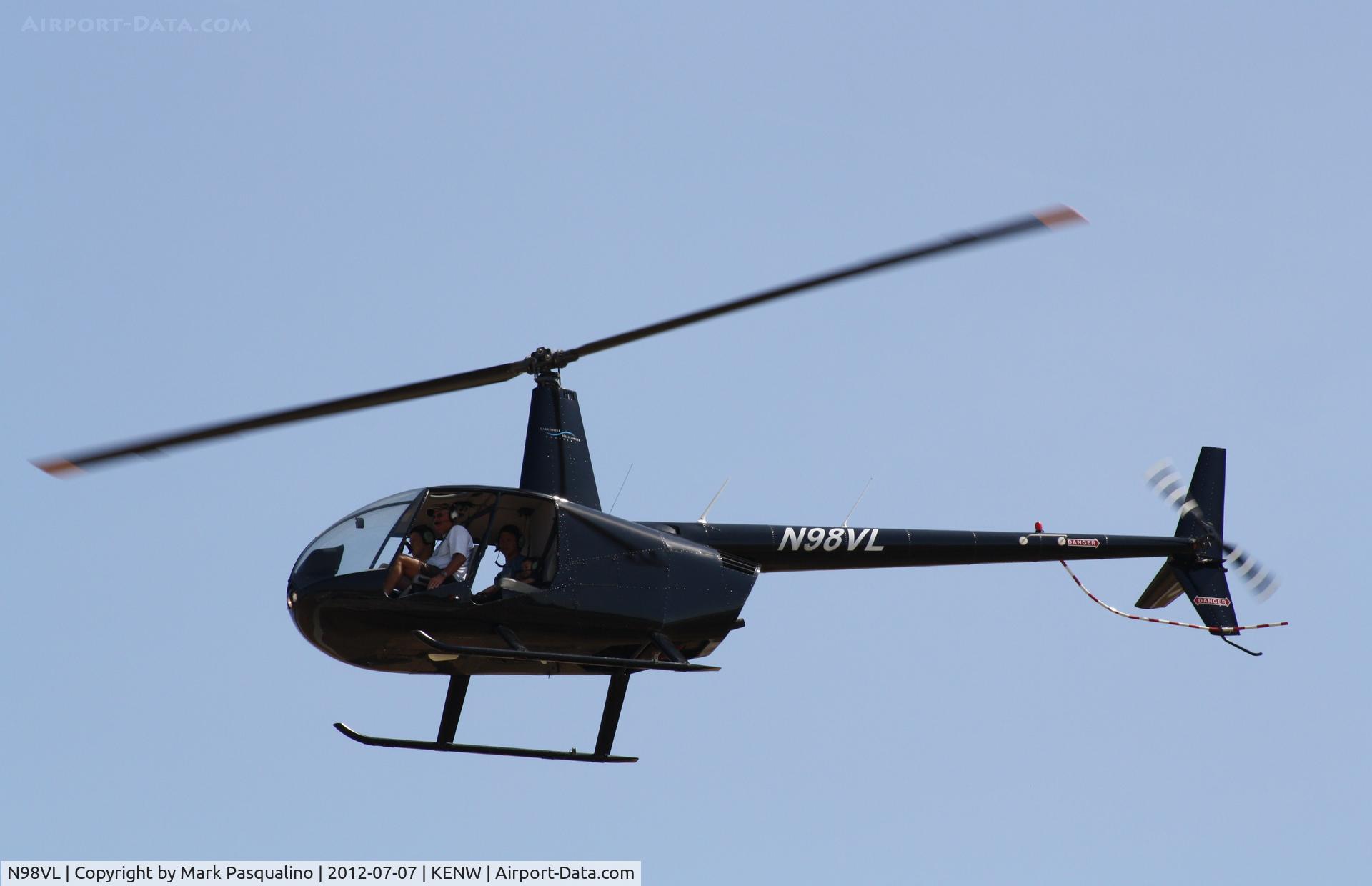 N98VL, 2005 Robinson R44 II C/N 10806, Robinson R44 II