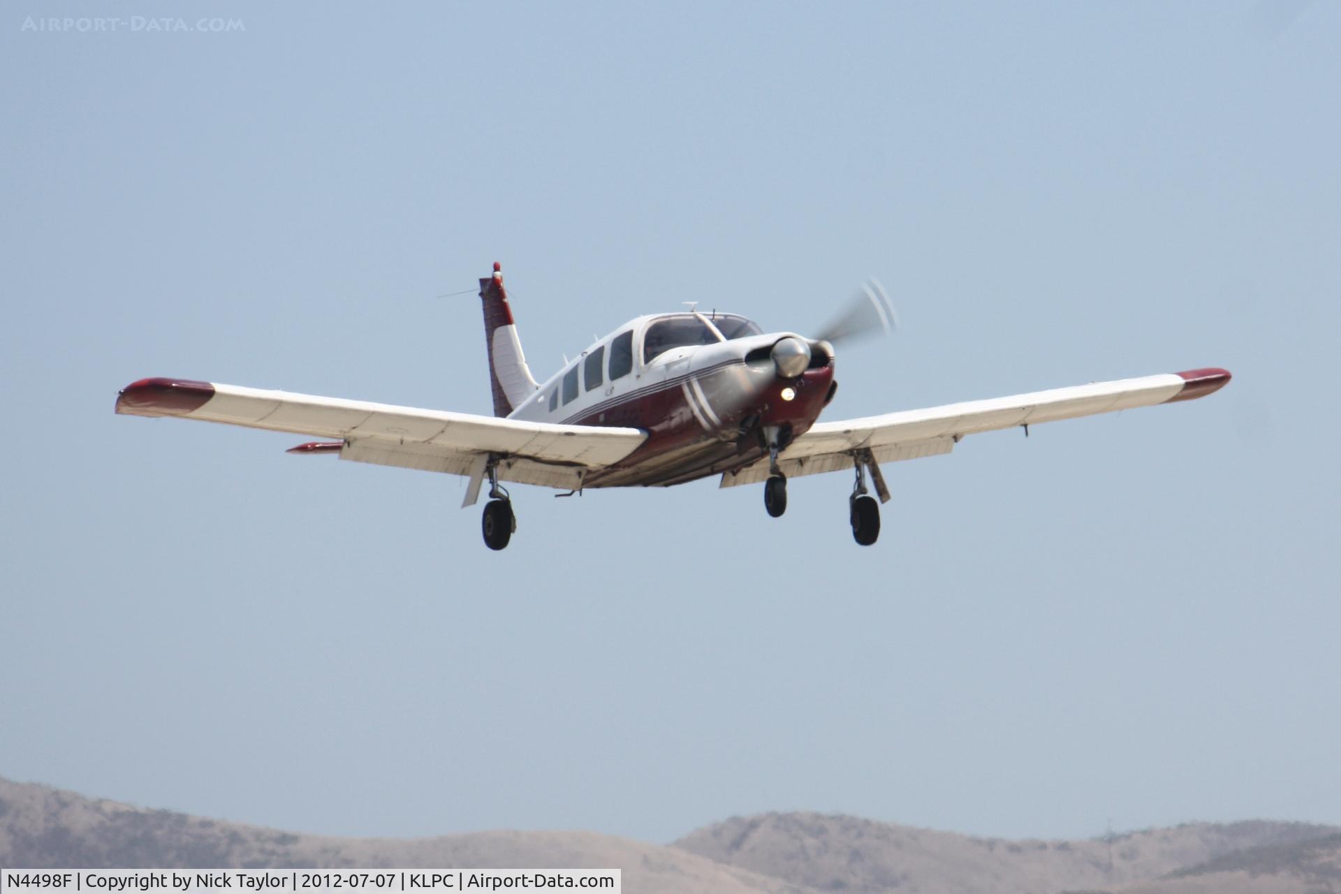 N4498F, 1976 Piper PA-32R-300 Cherokee Lance C/N 32R-7680453, Landing 25