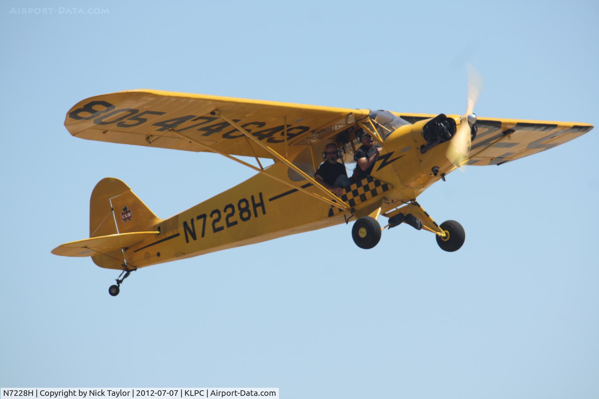 N7228H, 1946 Piper J3C-65 Cub C/N 20494, Lompoc Piper Cub fly in 2012