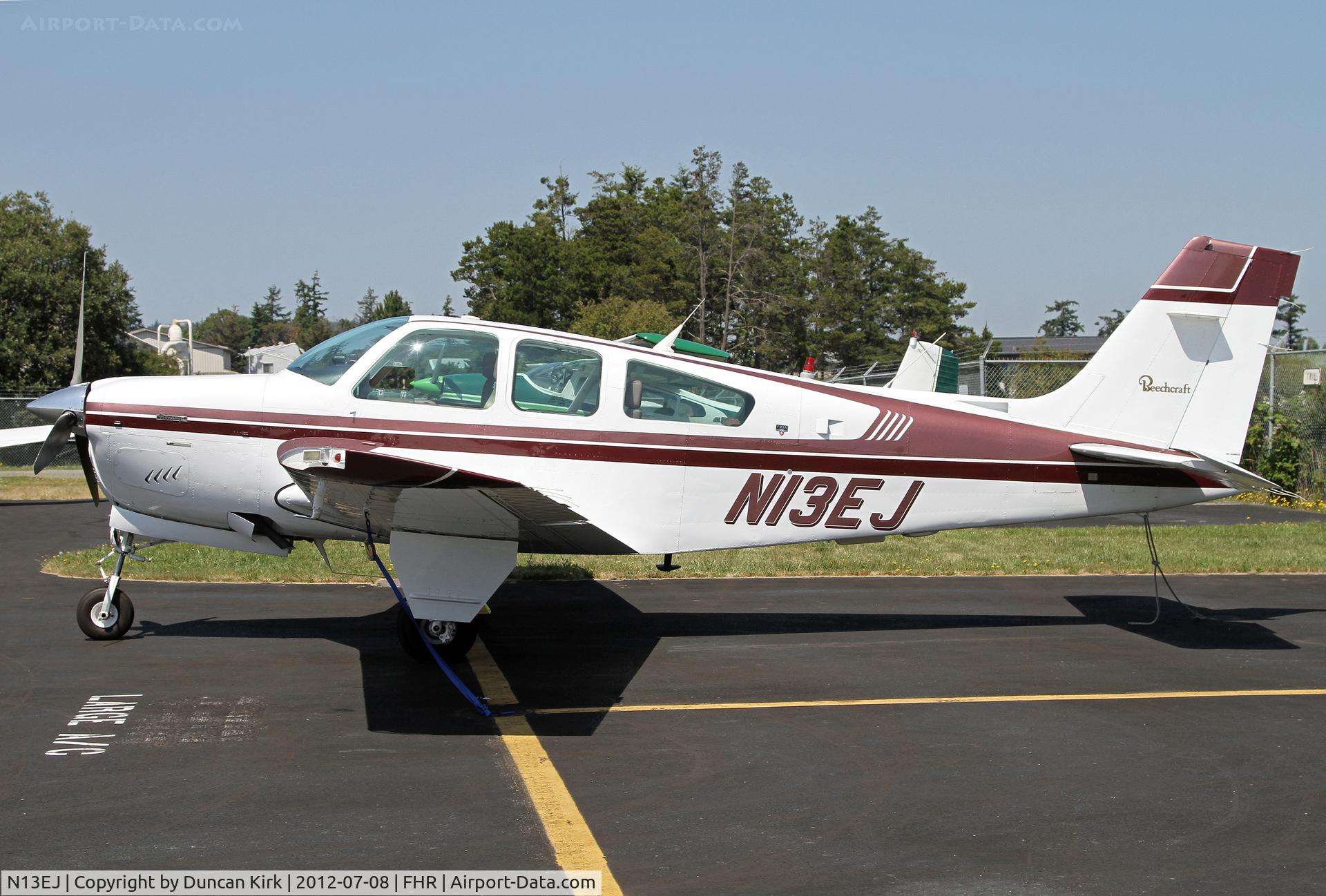 N13EJ, 1987 Beech F33A Bonanza C/N CE-1130, One of many aircraft in the Friday Harbor transient parking