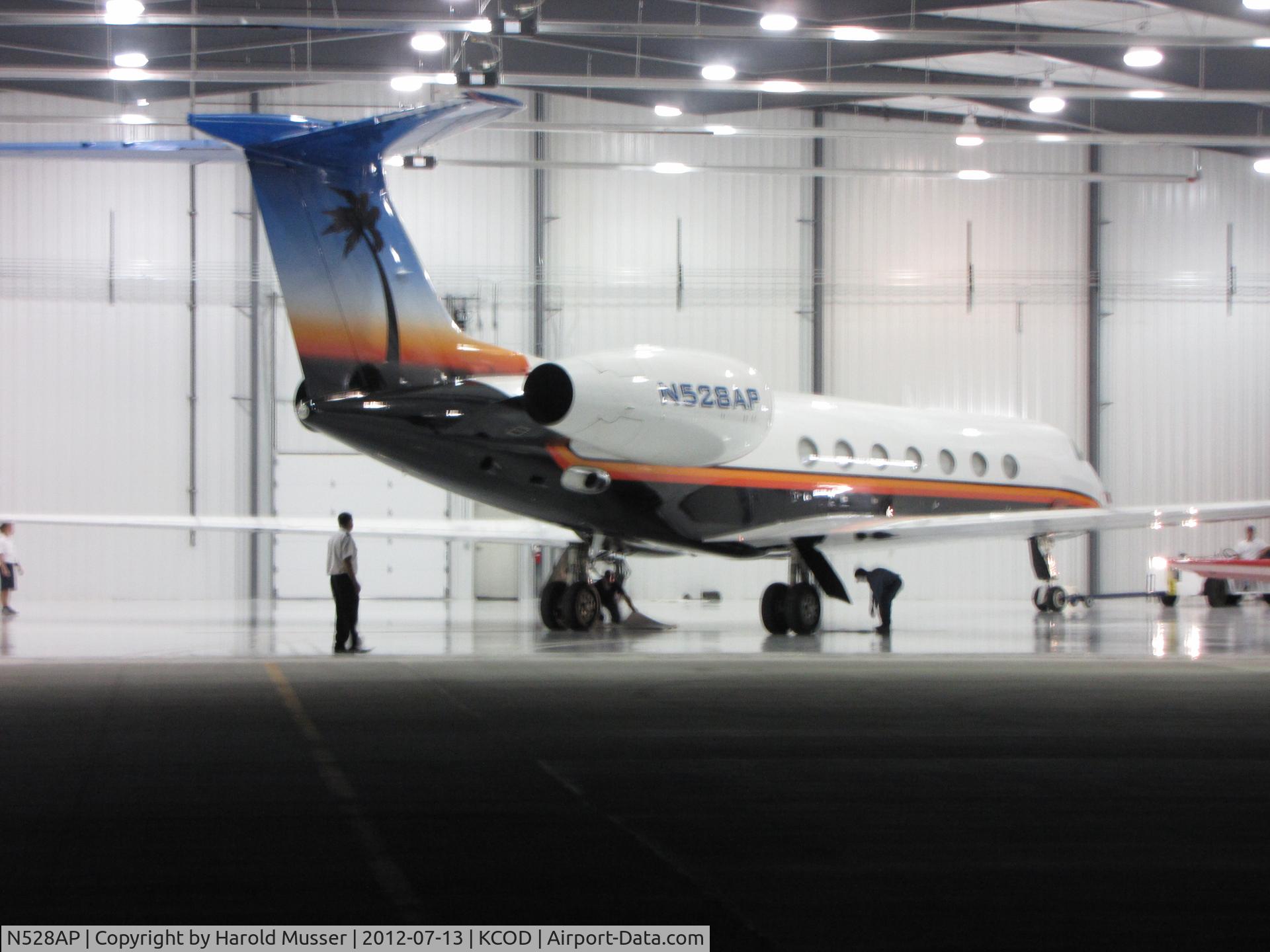 N528AP, 2007 Gulfstream Aerospace GV-SP (G550) C/N 5168, This GV was being pulled into a hanger tonight when I took this pic.  Beautiful airplane!!!!