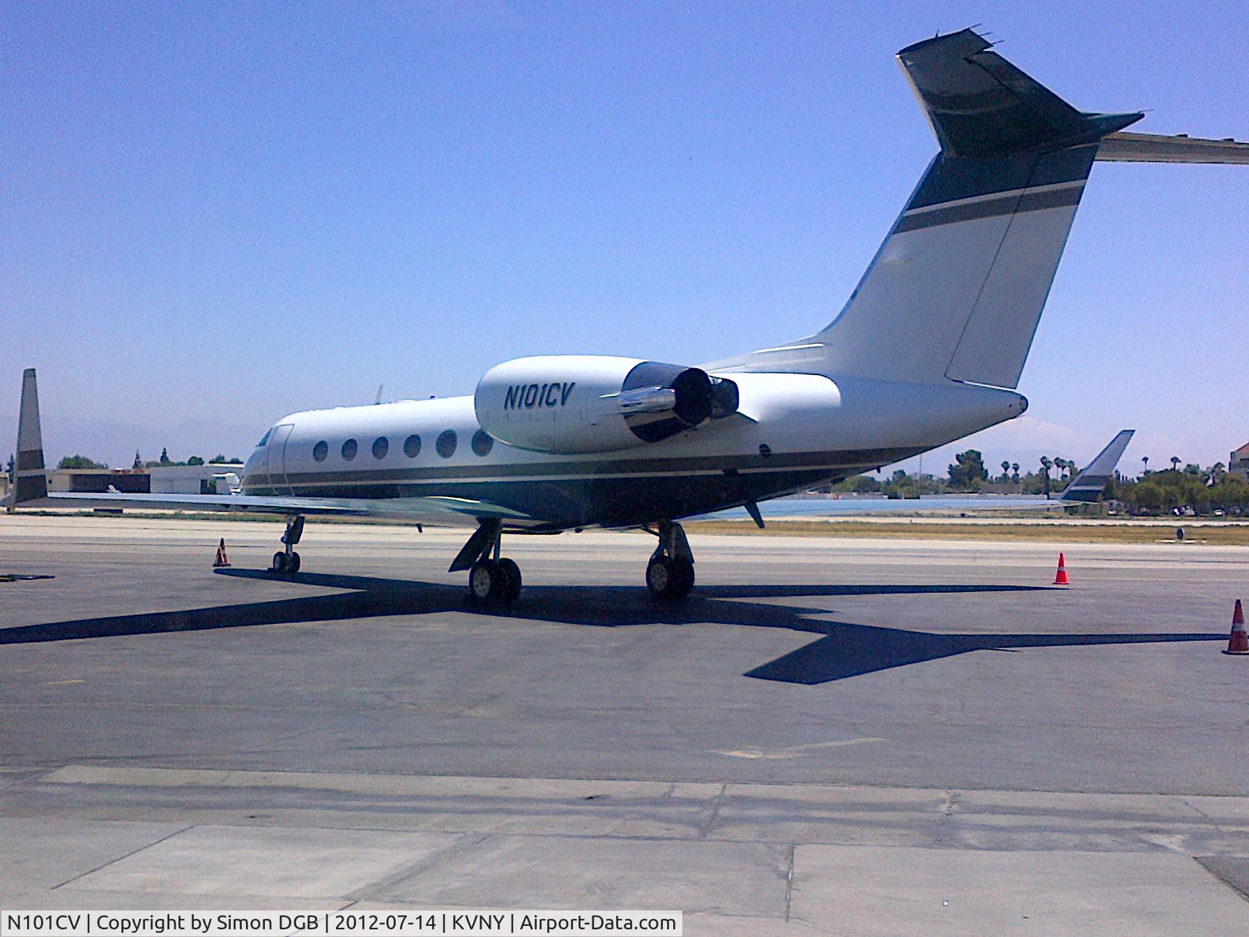 N101CV, 1993 Gulfstream Aerospace G-IV C/N 1230, Plane