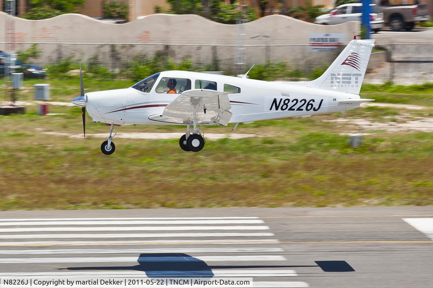 N8226J, 1980 Piper PA-28-161 C/N 28-8016342, landing to TNCM