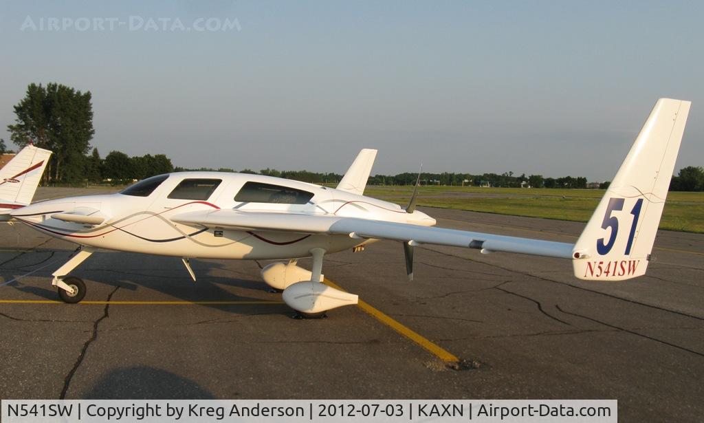 N541SW, 2006 Velocity Velocity SW-1 C/N 406, Velocity XL on the line.