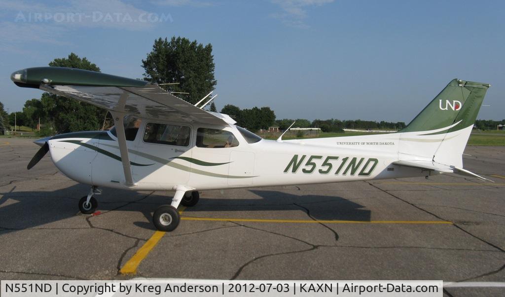 N551ND, 2008 Cessna 172S C/N 172S10858, Cessna 172S Skyhawk on the line.