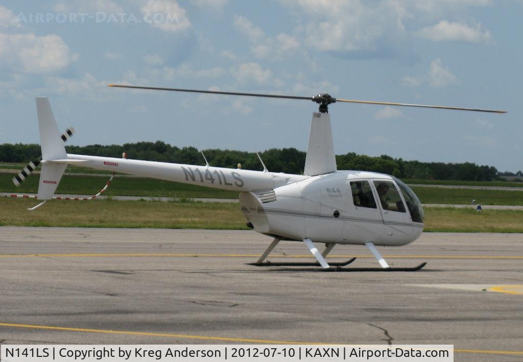 N141LS, 2008 Robinson R44 II C/N 12275, Robinson R44 Raven at the fuel pump.