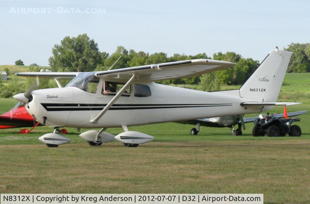 N8312X, 1961 Cessna 172C C/N 17248812, 2012 Starbuck Fly-in Breakfast