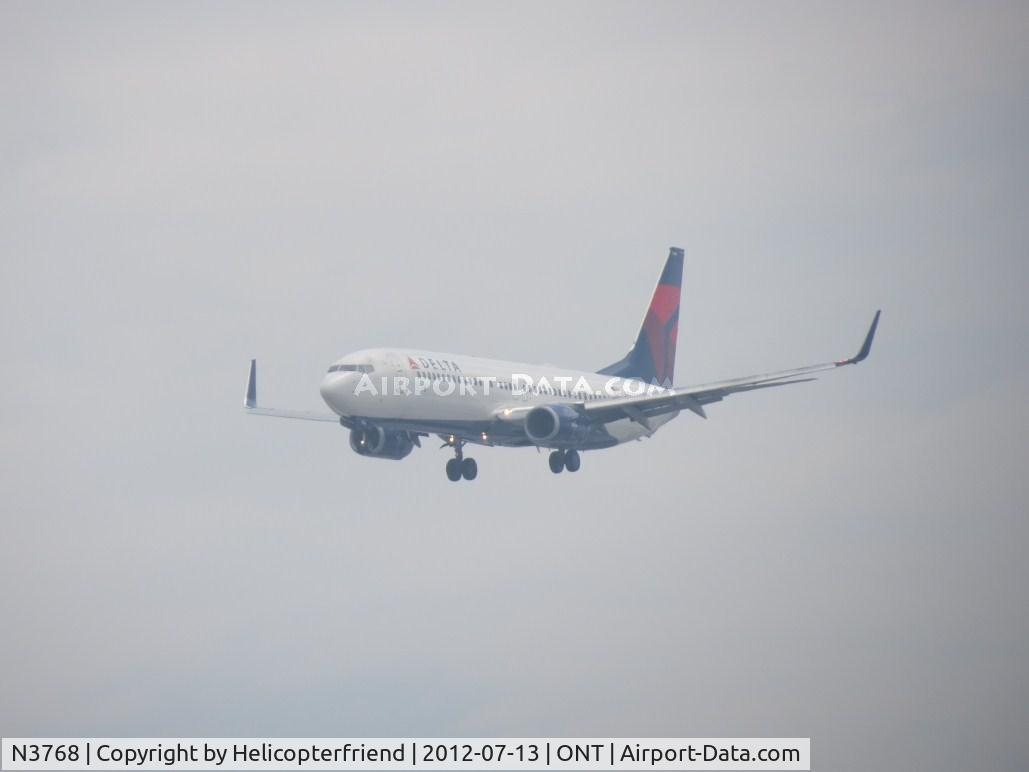 N3768, 2002 Boeing 737-832 C/N 29630, Marine layer still causing a hazy morning
