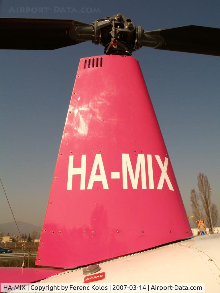 HA-MIX, 1999 Robinson R44 Astro C/N 0650, Budakalász