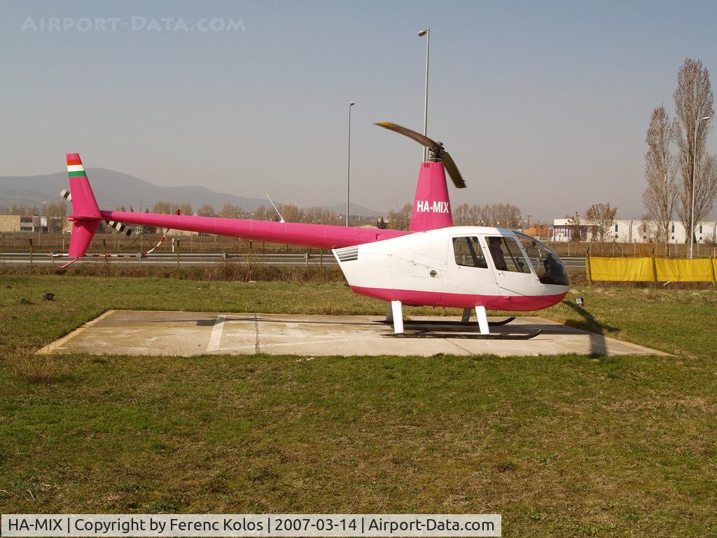 HA-MIX, 1999 Robinson R44 Astro C/N 0650, Budakalász