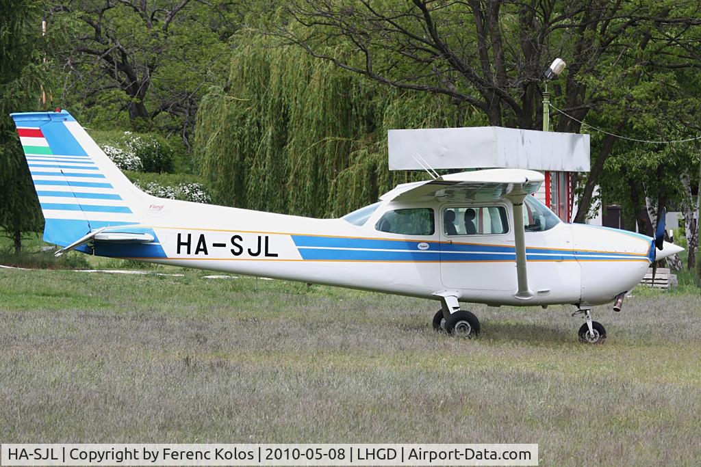 HA-SJL, 1975 Cessna 172M C/N 17265068, Gödöllö