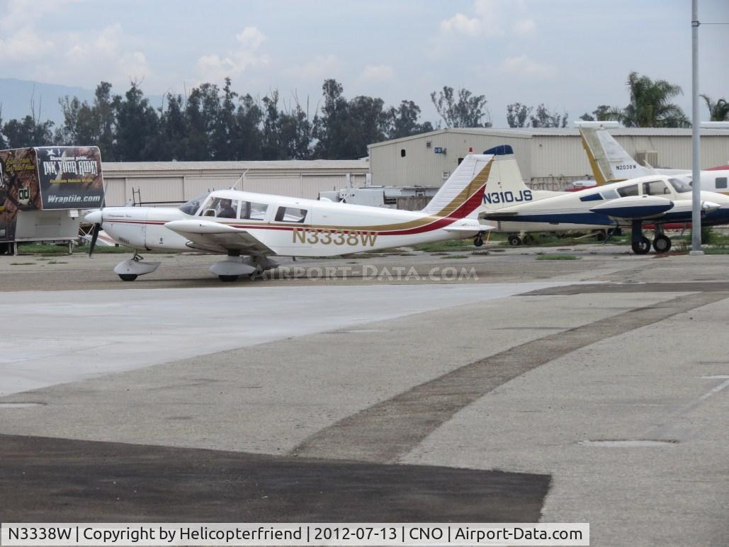N3338W, 1965 Piper PA-32-260 Cherokee Six Cherokee Six C/N 32-176, Taxiing back to the hanger