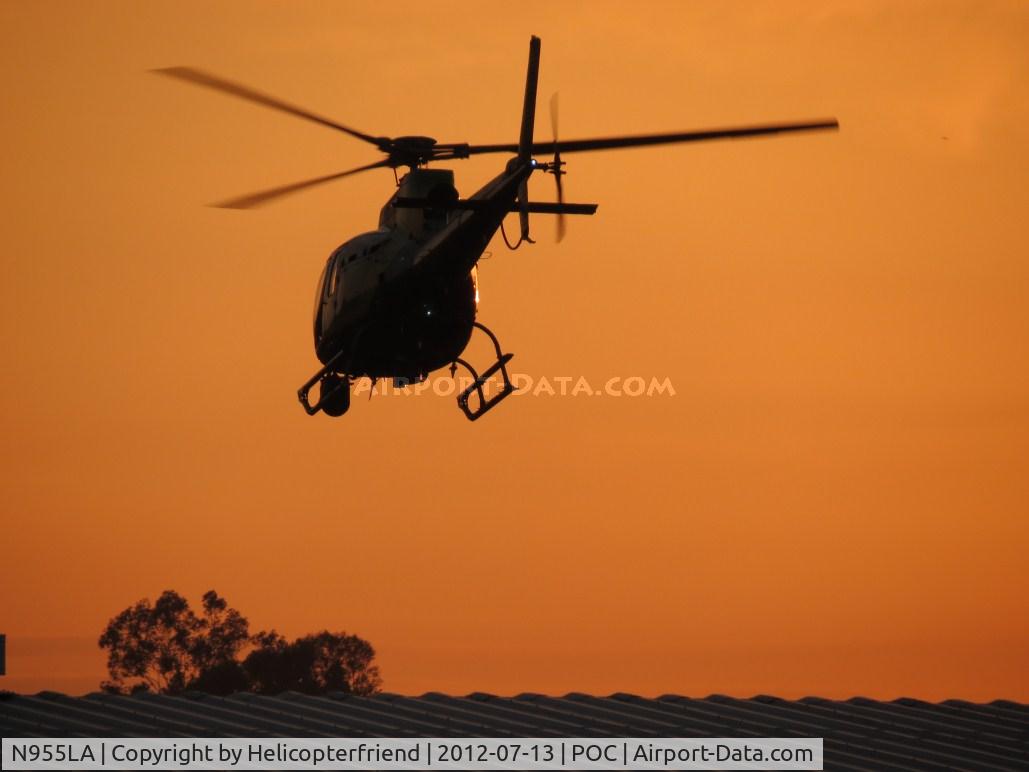 N955LA, Eurocopter AS-350B-2 Ecureuil Ecureuil C/N 7018, Heading onto the sunset