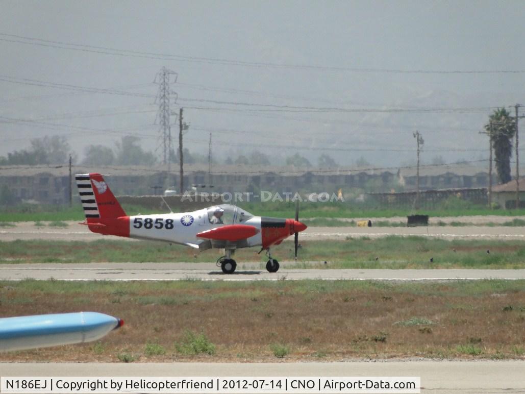 N186EJ, 1979 Pazmany PL-2 C/N 186, Rolling out after landing
