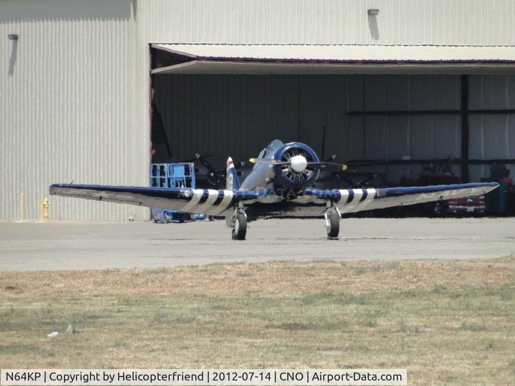 N64KP, 1943 North American AT-6D C/N 84936, Starting engine