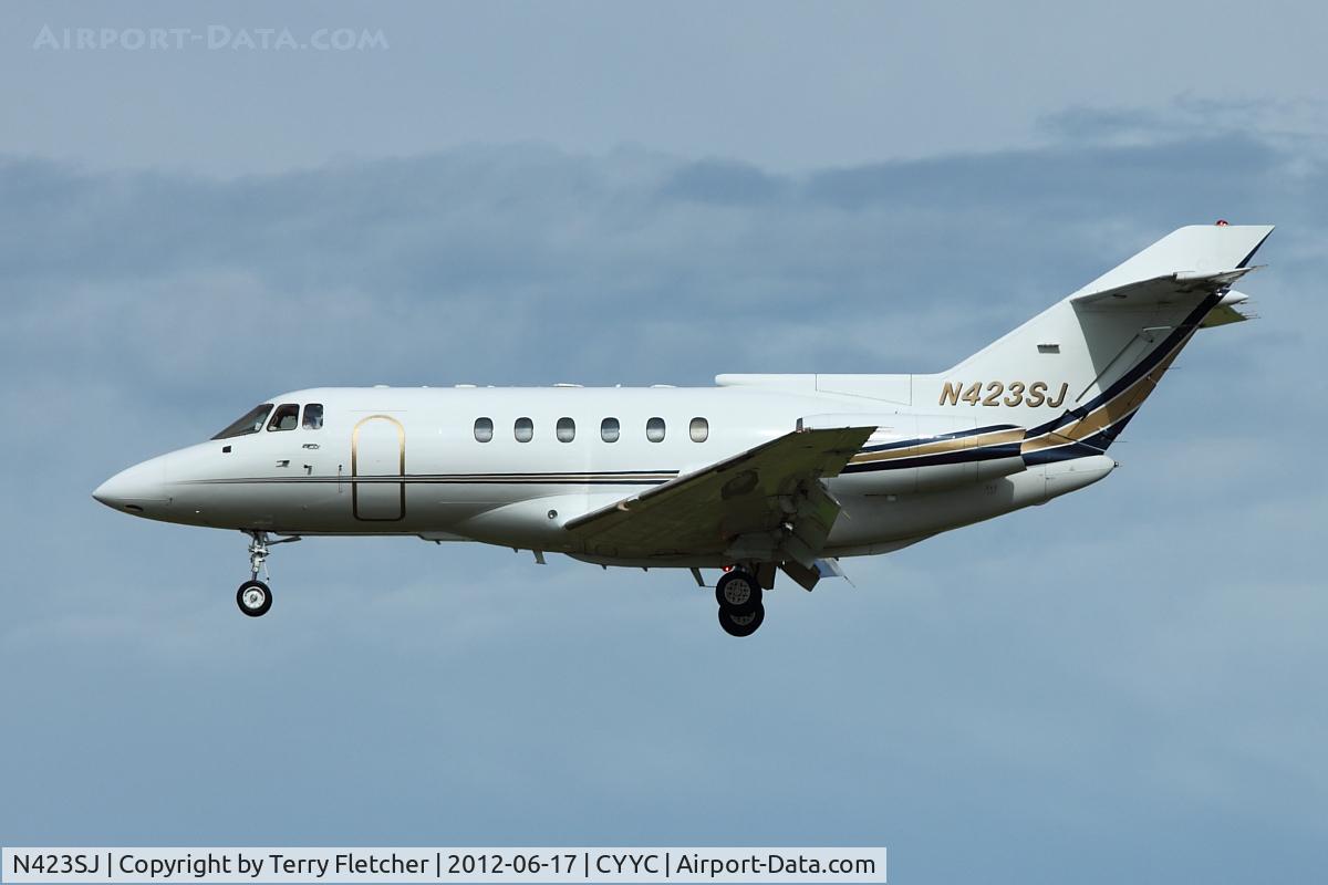 N423SJ, British Aerospace BAe.125 Series 800A C/N 258135, at Calgary