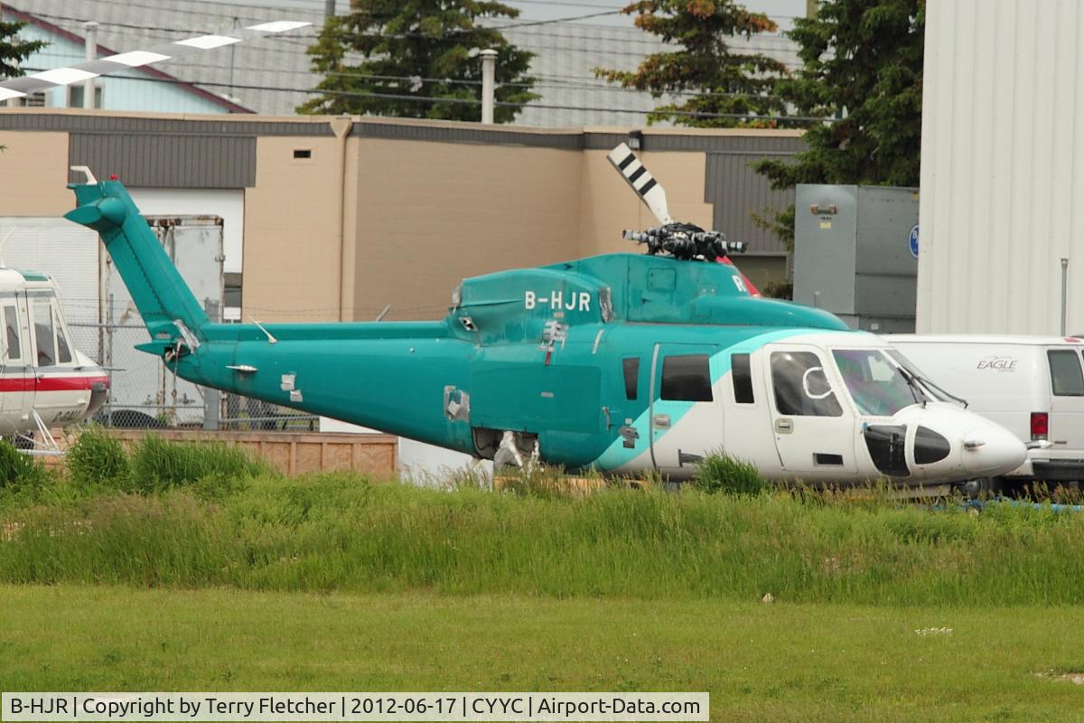 B-HJR, 1998 Sikorsky S-76C+ C/N 760497, Ex Hong Kong Registered Sikorsky S-76C+, c/n: 760497 at Eagle Helicopters at Calgary