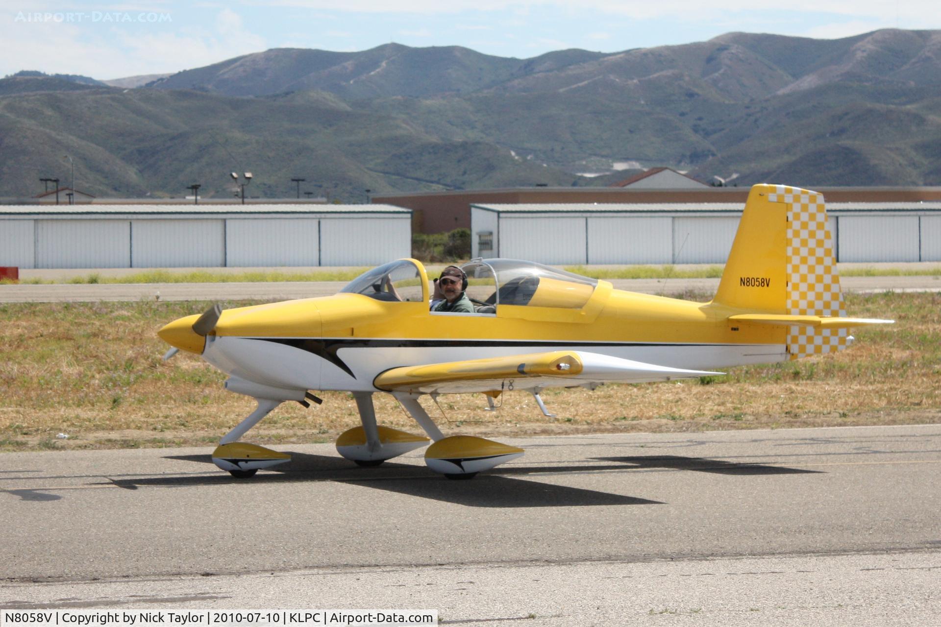 N8058V, 2004 Vans RV-9A C/N 90071, Departing