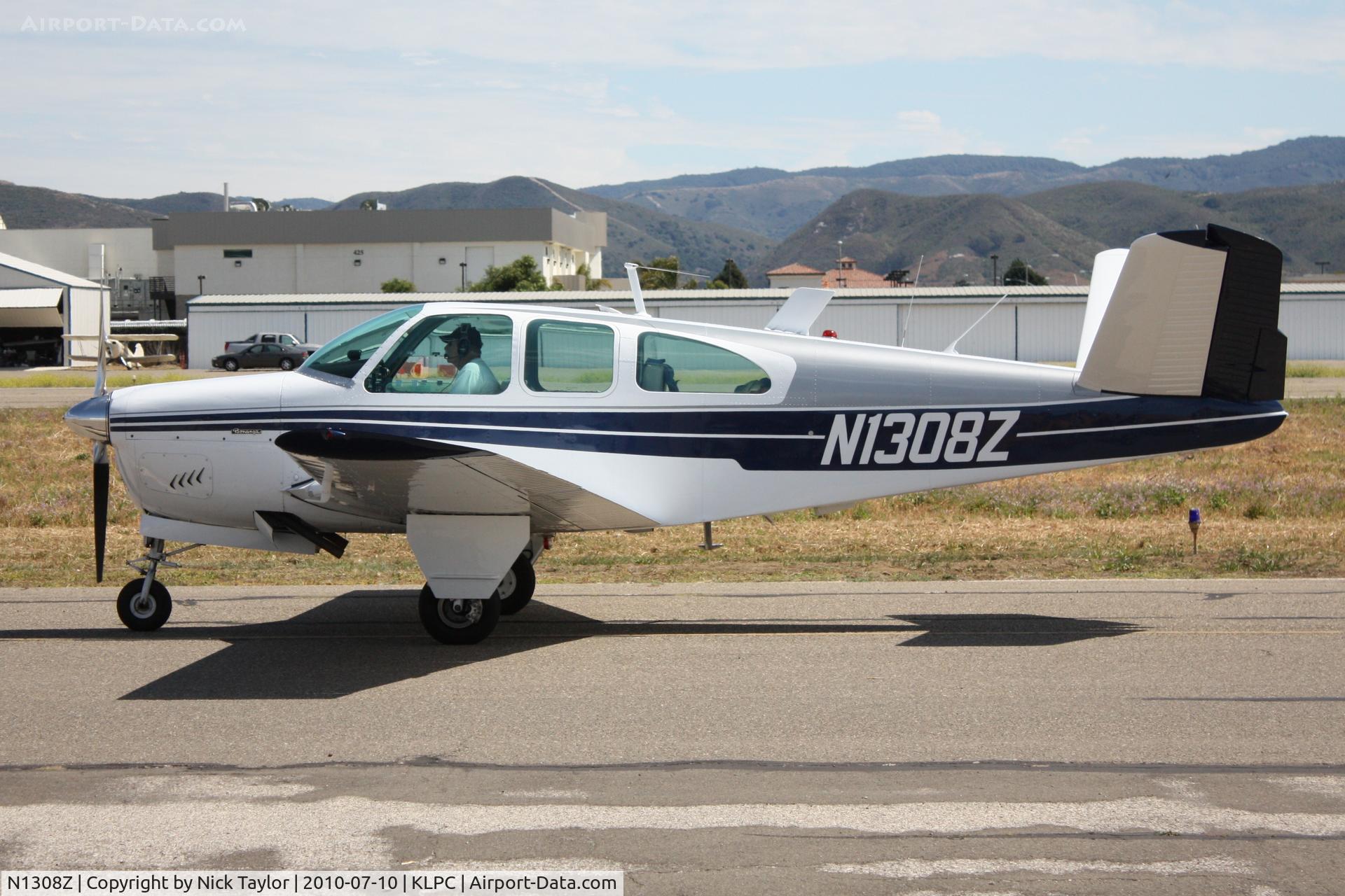 N1308Z, 1961 Beech N35 Bonanza C/N D-6743, Departing 25