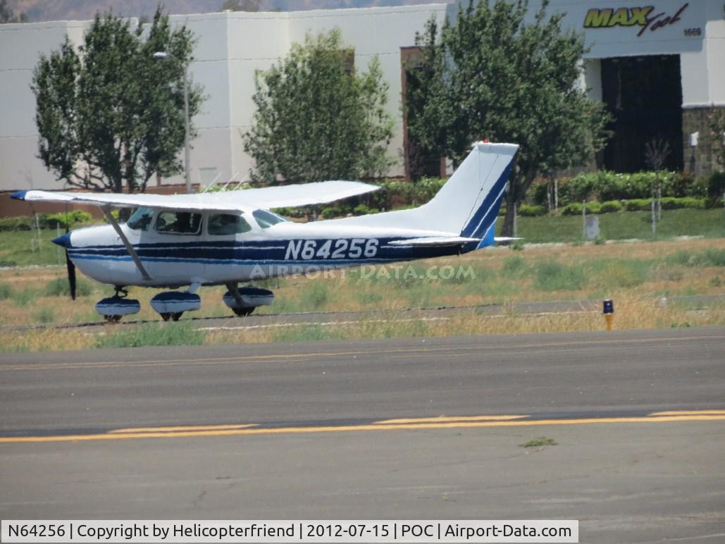 N64256, 1975 Cessna 172M C/N 17265129, Safely down and rolling out