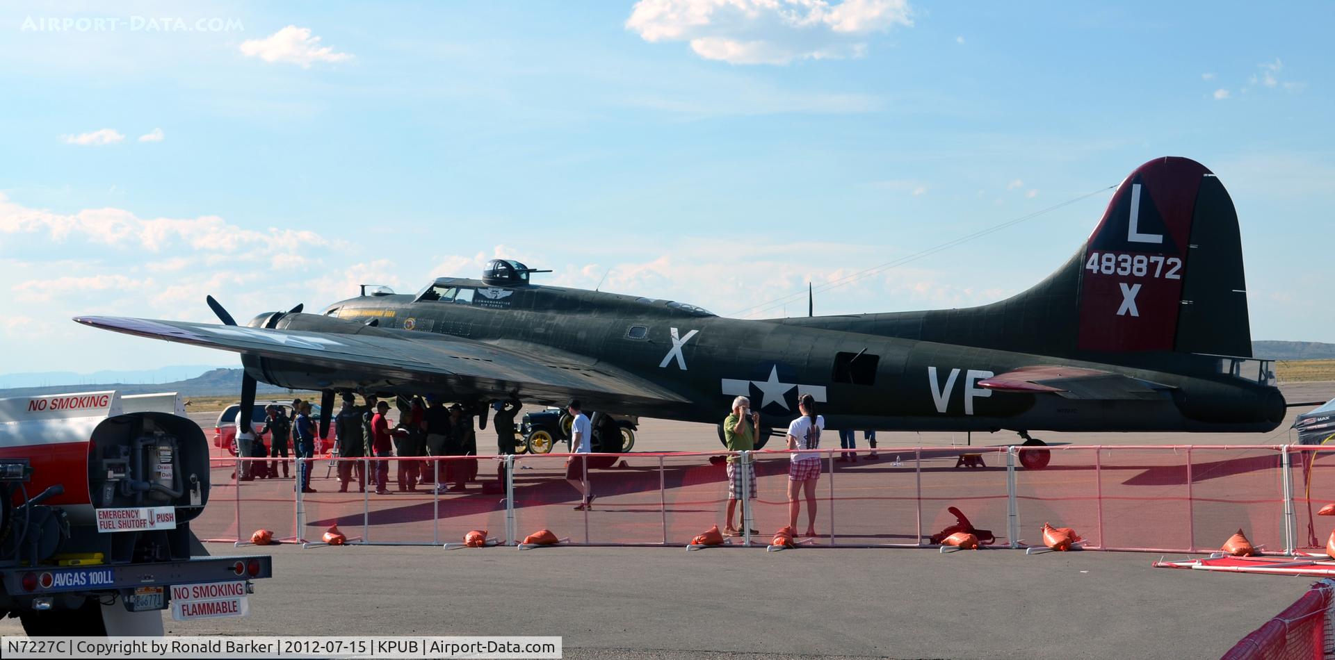 N7227C, 1944 Boeing B-17G Fortress C/N 32513, Pueblo